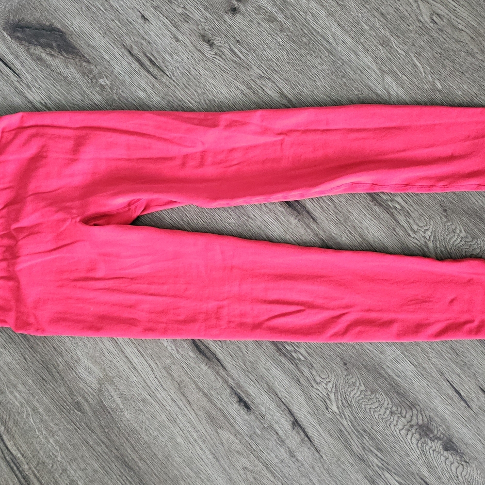 Vibrant Pink Leggings